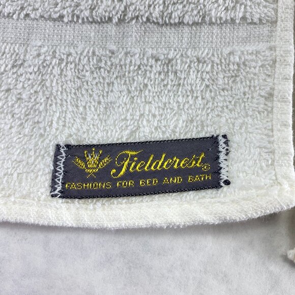 Vintage Fieldcrest Hand Towels Floral Bouquet Set of 2 - Picture 5 of 7